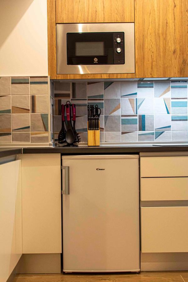 Apartamentos 1 Abril Málaga Kültér fotó