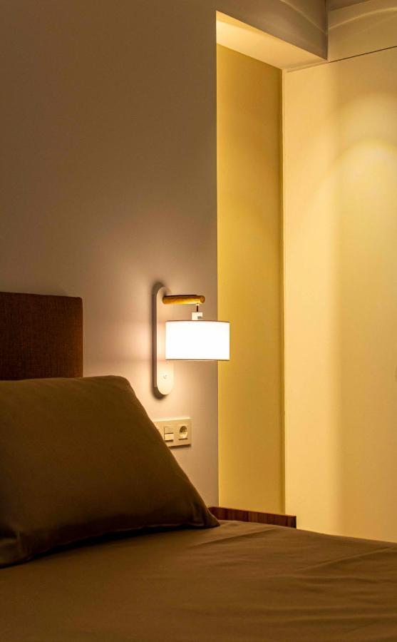 Apartamentos 1 Abril Málaga Kültér fotó