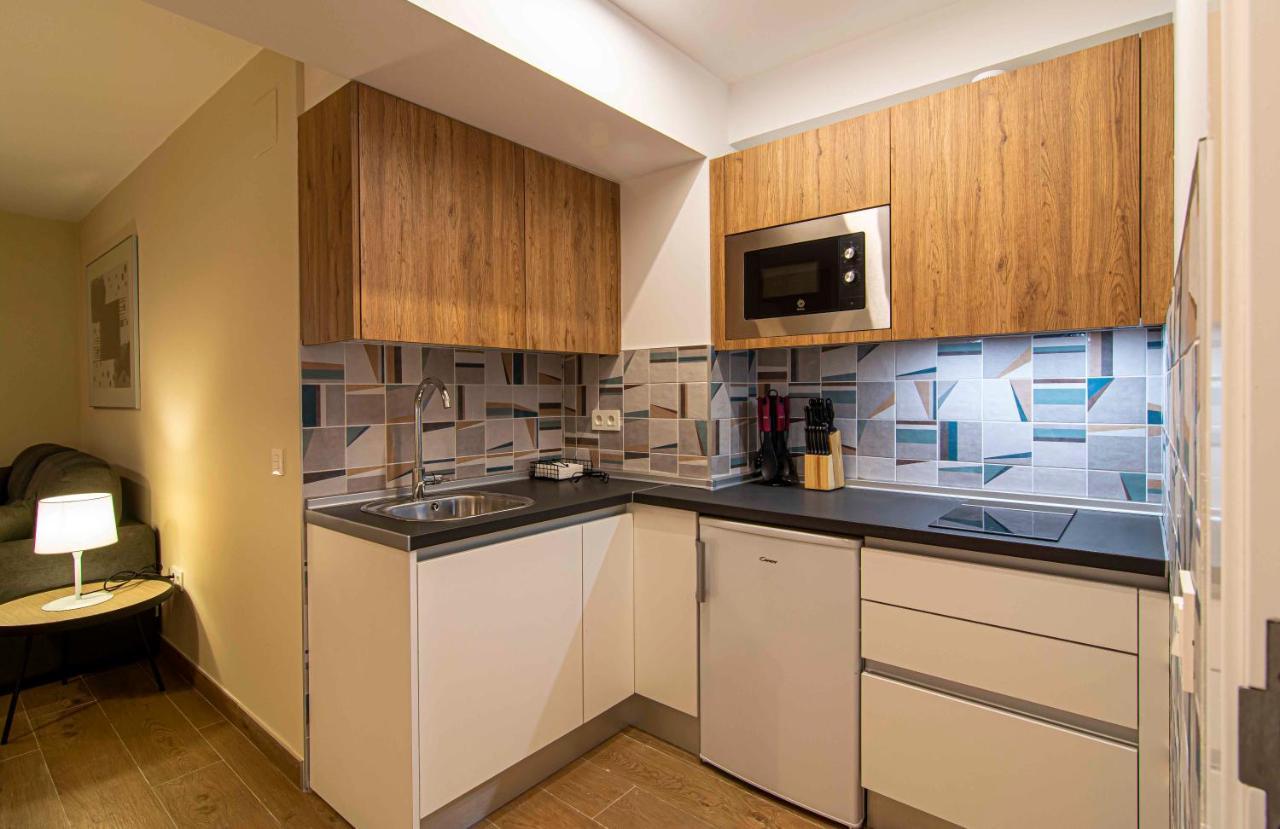 Apartamentos 1 Abril Málaga Kültér fotó