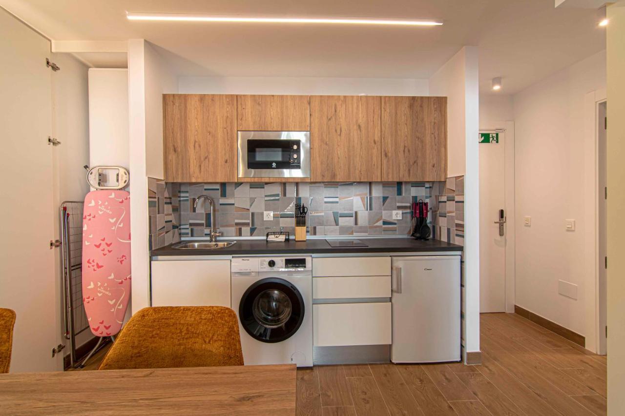 Apartamentos 1 Abril Málaga Kültér fotó