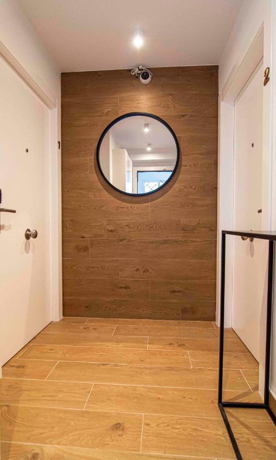 Apartamentos 1 Abril Málaga Kültér fotó