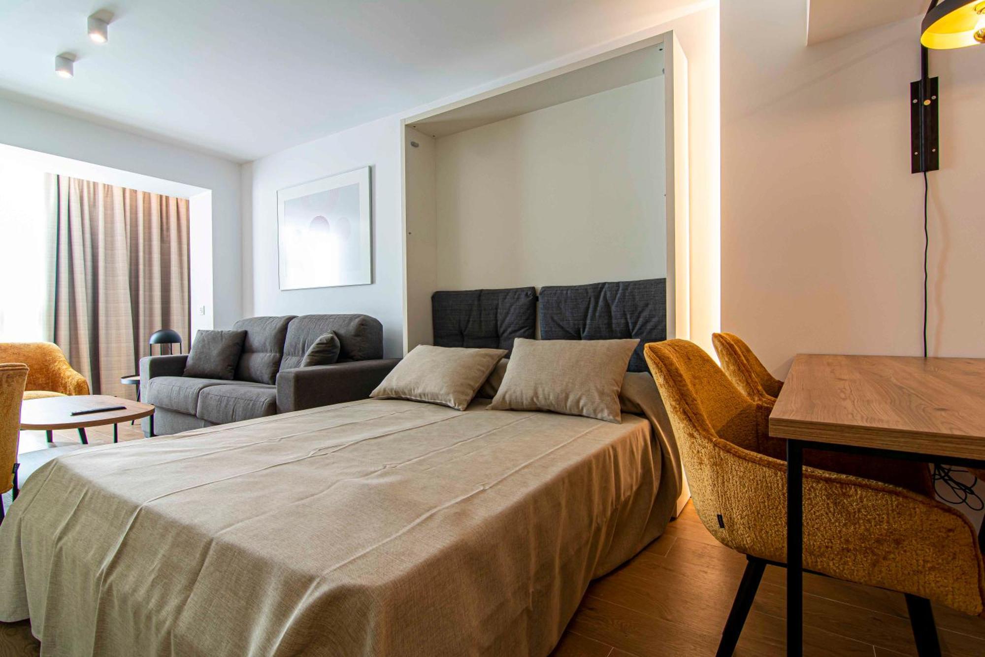 Apartamentos 1 Abril Málaga Kültér fotó
